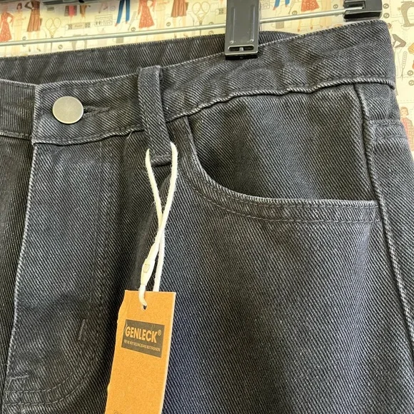 NWT Wide-legged ripped jeans 🖤 - Picture 7 of 10